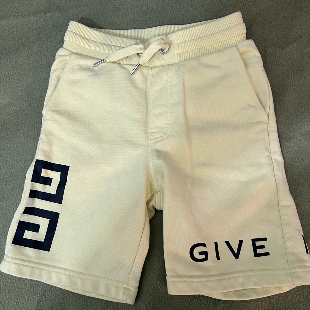 Givenchy Shorts Boy
